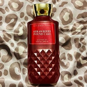 Bath & Body Works Shower Gel Strawberry Pound Cake